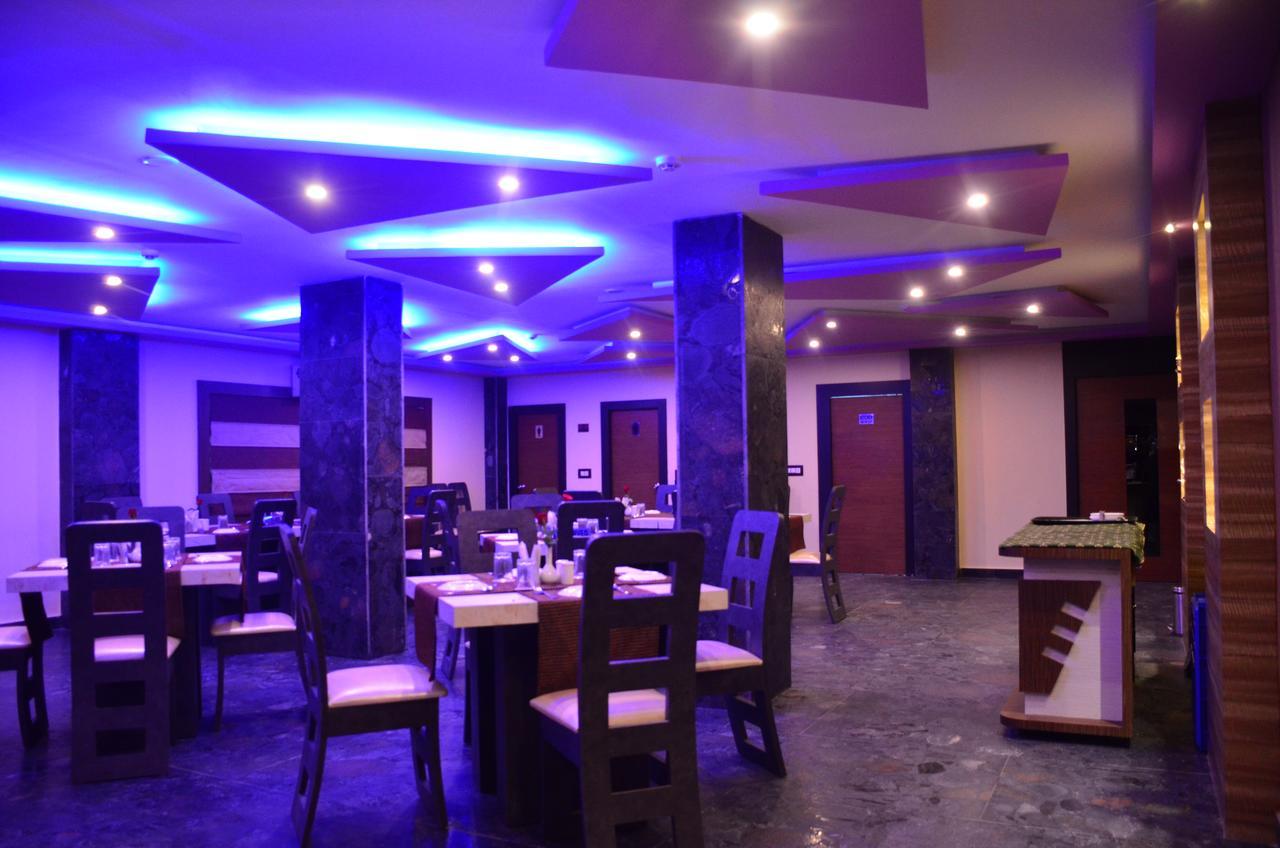 Dolphin Chocolate Inn Chandannagar Exterior photo